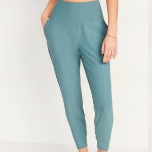LIKE NEW High-Waisted Joggers